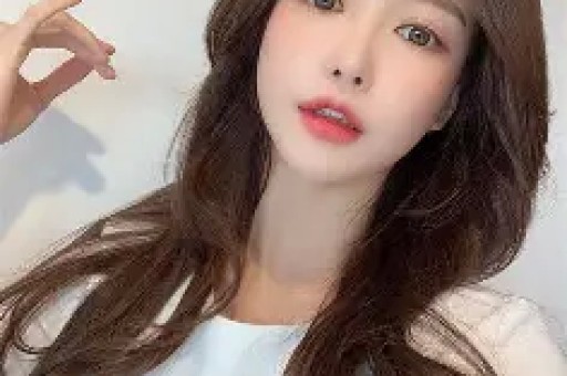 网红殷世航爆料好兄弟童锦程一个月三四百万三年狂赚一个亿网友：说好的吃泡面呢？
