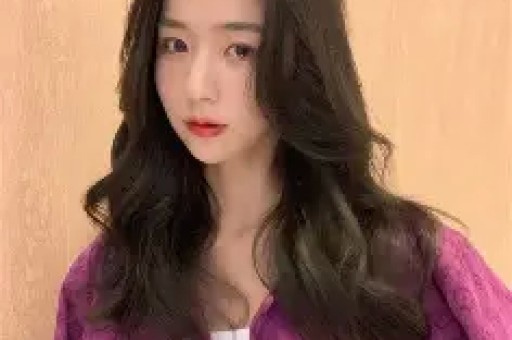 抖音通报：一账号仿冒《明星到我家》综艺“临时婆婆”当事人发布艺人李金铭相关内容因其多次仿冒蹭热度被无限期封禁