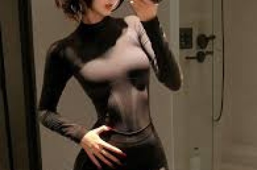 丢掉“苦情人设”她转型美妆博主直播一晚入账10万