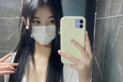 女网红开绿茶速成班称已售15万人 亲身示范眼神话术拿捏男性 多平台回应：确认违规已处罚